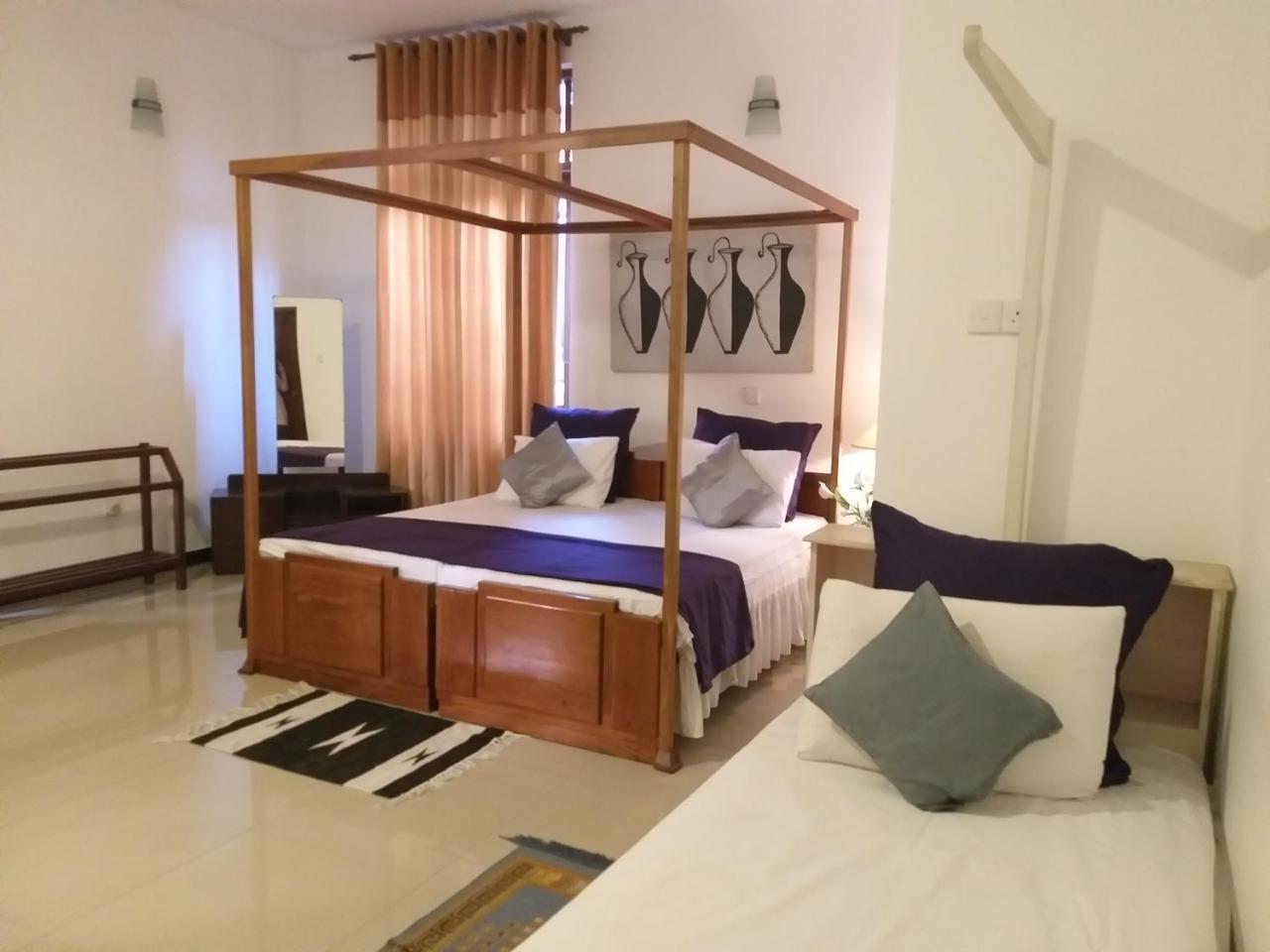 Cosy Nest Home Stay Negombo Eksteriør billede