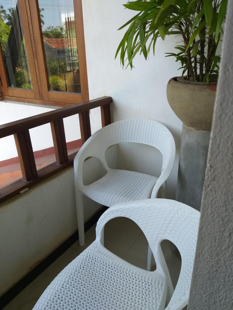 Cosy Nest Home Stay Negombo Værelse billede